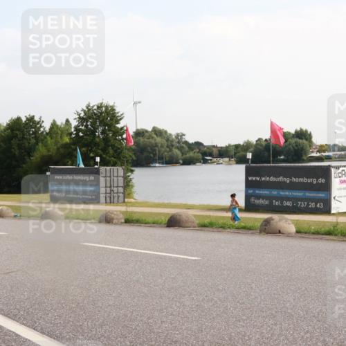 15.06.2025 - 27. Vierlanden-Triathlon H.Heesch http://msf.ph/oto/7998095 15.06.2025 09:45:36 Radfahren  meine-sportfotos.de