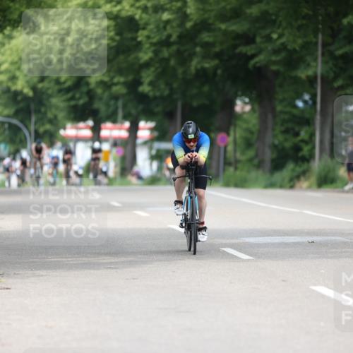 15.06.2025 - 7 Türme Triathlon Yannick Fuchs http://msf.ph/oto/7998143 15.06.2025 13:13:04 Radfahren 214, 233, 243, 414, 812 meine-sportfotos.de