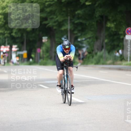 15.06.2025 - 7 Türme Triathlon Yannick Fuchs http://msf.ph/oto/7998167 15.06.2025 13:13:05 Radfahren 214, 233, 243, 370, 414, 812 meine-sportfotos.de