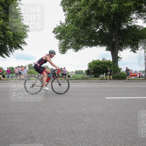 15.06.2025 - 7 Türme Triathlon Yannick Fuchs http://msf.ph/oto/7998211 15.06.2025 13:54:24 Radfahren 533 meine-sportfotos.de