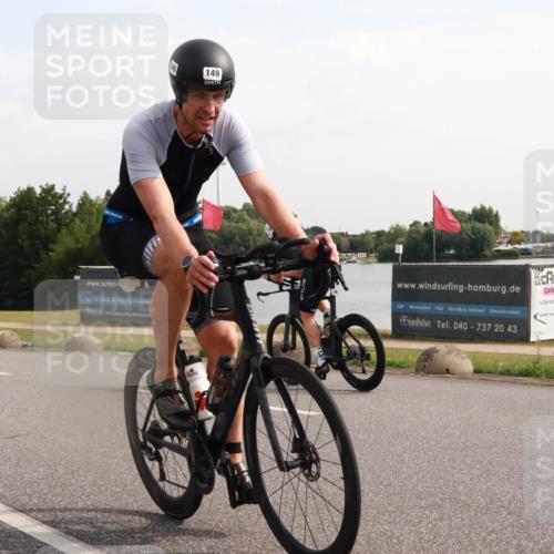 15.06.2025 - 27. Vierlanden-Triathlon H.Heesch http://msf.ph/oto/7998224 15.06.2025 09:46:51 Radfahren 36, 149, 222 meine-sportfotos.de