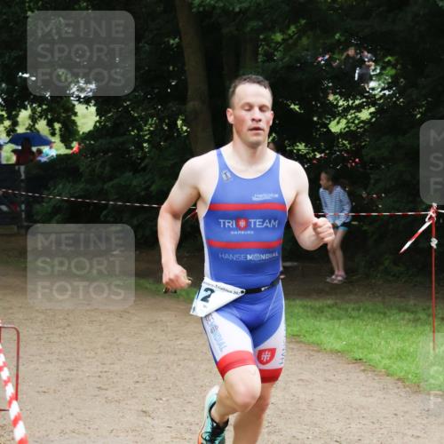 21.06.2025 - 27. Vierlanden-Triathlon Lena Gebhardt http://msf.ph/oto/7998236 15.06.2025 13:56:32 Laufen 202, 12 meine-sportfotos.de