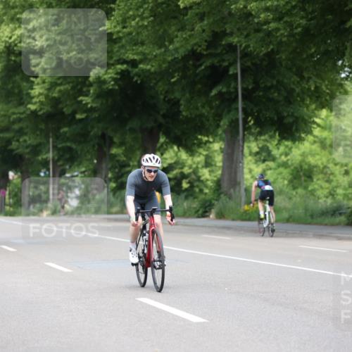 15.06.2025 - 7 Türme Triathlon Yannick Fuchs http://msf.ph/oto/7998267 15.06.2025 12:19:15 Radfahren 232, 241, 325, 655 meine-sportfotos.de