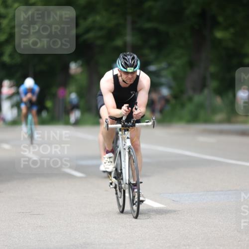 15.06.2025 - 7 Türme Triathlon Yannick Fuchs http://msf.ph/oto/7998299 15.06.2025 13:13:10 Radfahren 233, 243, 276, 370, 414, 496, 517, 812, 1041 meine-sportfotos.de