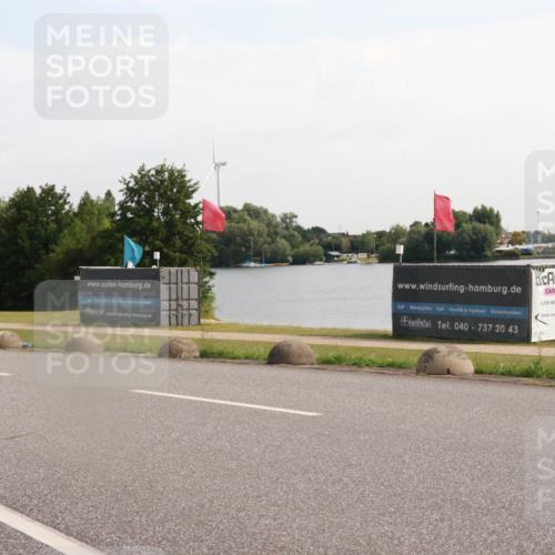 15.06.2025 - 27. Vierlanden-Triathlon H.Heesch http://msf.ph/oto/7998335 15.06.2025 09:48:18 Radfahren 6, 60, 64, 246 meine-sportfotos.de