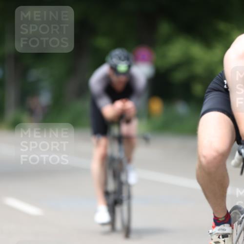 15.06.2025 - 7 Türme Triathlon Yannick Fuchs http://msf.ph/oto/7998339 15.06.2025 13:13:11 Radfahren 233, 243, 276, 370, 414, 496, 517, 711, 812, 1041 meine-sportfotos.de