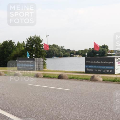 15.06.2025 - 27. Vierlanden-Triathlon H.Heesch http://msf.ph/oto/7998345 15.06.2025 09:48:21 Radfahren 64, 206, 246 meine-sportfotos.de