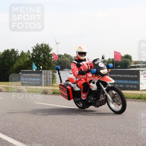 15.06.2025 - 27. Vierlanden-Triathlon H.Heesch http://msf.ph/oto/7998376 15.06.2025 09:48:48 Radfahren 49, 73, 94, 159, 247 meine-sportfotos.de