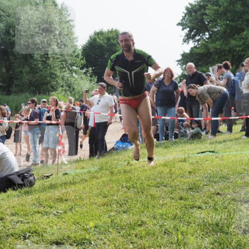 15.06.2025 - 27. Vierlanden-Triathlon KatJ http://msf.ph/oto/7998427 15.06.2025 09:56:08 Schwimmen 268, 277, 285, 310, 312, 349, 357 meine-sportfotos.de