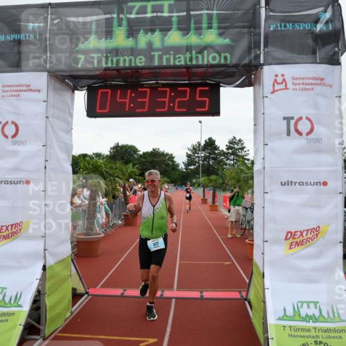 15.06.2025 - 7 Türme Triathlon Michael Strokosch http://msf.ph/oto/7998433 15.06.2025 14:33:24 Ziel 577 meine-sportfotos.de