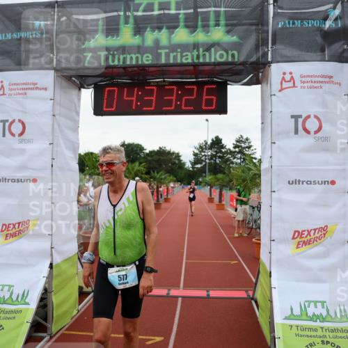 15.06.2025 - 7 Türme Triathlon Michael Strokosch http://msf.ph/oto/7998487 15.06.2025 14:33:25 Ziel 577 meine-sportfotos.de