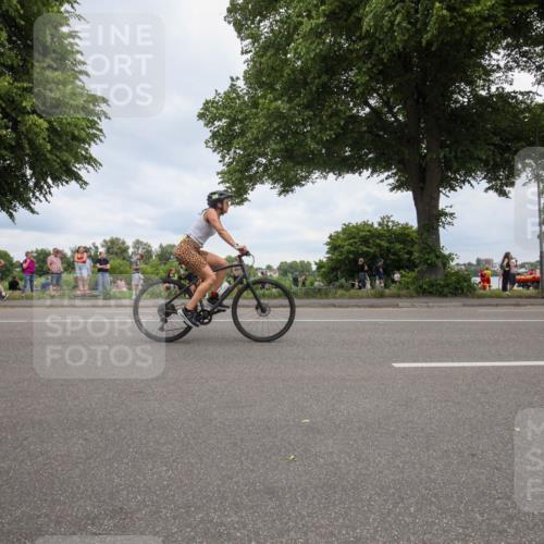 15.06.2025 - 7 Türme Triathlon Yannick Fuchs http://msf.ph/oto/7998565 15.06.2025 13:58:27 Radfahren 714, 965 meine-sportfotos.de