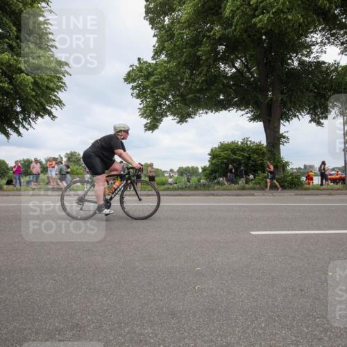 15.06.2025 - 7 Türme Triathlon Yannick Fuchs http://msf.ph/oto/7998605 15.06.2025 13:58:33 Radfahren 714 meine-sportfotos.de