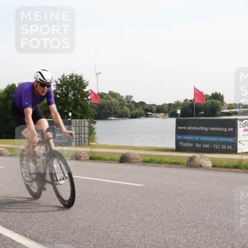 15.06.2025 - 27. Vierlanden-Triathlon H.Heesch http://msf.ph/oto/7998695 15.06.2025 09:53:40 Radfahren 194 meine-sportfotos.de