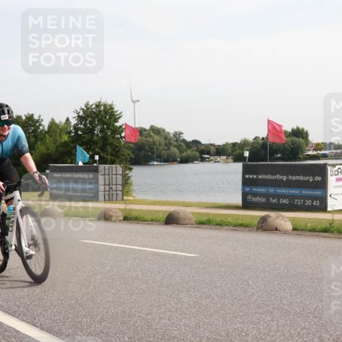 15.06.2025 - 27. Vierlanden-Triathlon H.Heesch http://msf.ph/oto/7998753 15.06.2025 09:55:03 Radfahren  meine-sportfotos.de