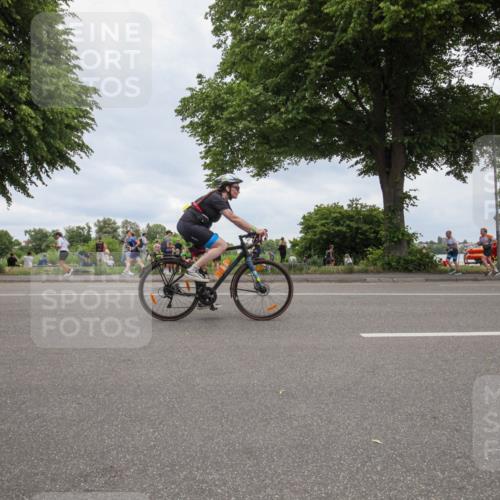 15.06.2025 - 7 Türme Triathlon Yannick Fuchs http://msf.ph/oto/7998757 15.06.2025 14:02:56 Radfahren 887 meine-sportfotos.de