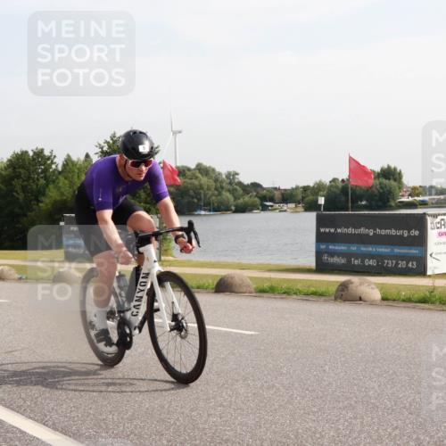 15.06.2025 - 27. Vierlanden-Triathlon H.Heesch http://msf.ph/oto/7998780 15.06.2025 09:55:49 Radfahren 2, 5, 237 meine-sportfotos.de