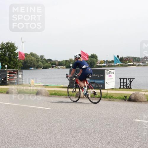 21.06.2025 - 27. Vierlanden-Triathlon H.Heesch http://msf.ph/oto/7998794 15.06.2025 11:37:52 Radfahren 683, 691, 759 meine-sportfotos.de