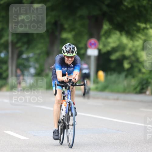 15.06.2025 - 7 Türme Triathlon Yannick Fuchs http://msf.ph/oto/7998808 15.06.2025 12:20:16 Radfahren 248, 397, 583, 657 meine-sportfotos.de