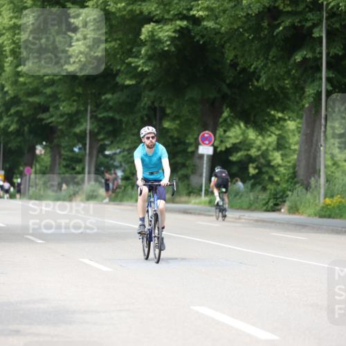 15.06.2025 - 7 Türme Triathlon Yannick Fuchs http://msf.ph/oto/7998868 15.06.2025 13:13:48 Radfahren 195, 216, 563, 787, 1027, 1135 meine-sportfotos.de