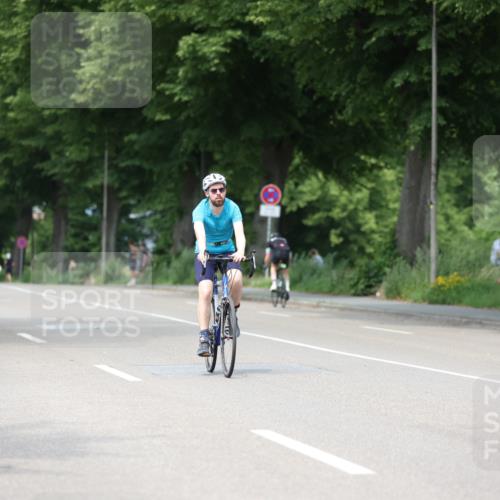 15.06.2025 - 7 Türme Triathlon Yannick Fuchs http://msf.ph/oto/7998887 15.06.2025 13:13:48 Radfahren 195, 216, 563, 787, 1027, 1135 meine-sportfotos.de