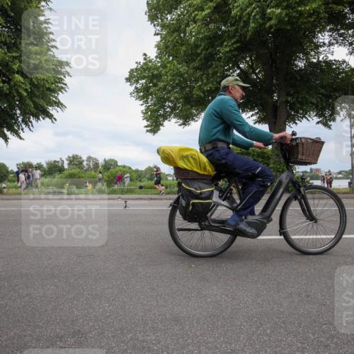 15.06.2025 - 7 Türme Triathlon Yannick Fuchs http://msf.ph/oto/7998913 15.06.2025 14:13:48 Radfahren  meine-sportfotos.de