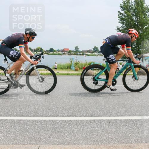 21.06.2025 - 27. Vierlanden-Triathlon H.Heesch http://msf.ph/oto/7998960 15.06.2025 12:31:43 Radfahren 785, 1000, 1001, 1002, 1003 meine-sportfotos.de