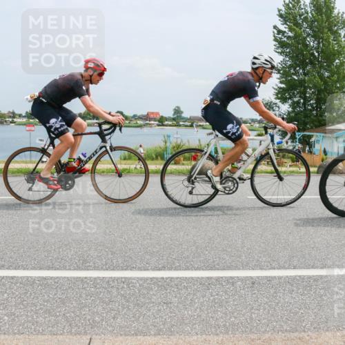 21.06.2025 - 27. Vierlanden-Triathlon H.Heesch http://msf.ph/oto/7999001 15.06.2025 12:31:43 Radfahren 785, 1000, 1001, 1002, 1003 meine-sportfotos.de