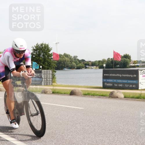 15.06.2025 - 27. Vierlanden-Triathlon H.Heesch http://msf.ph/oto/7999042 15.06.2025 10:11:08 Radfahren 41, 188, 196 meine-sportfotos.de