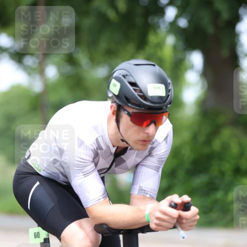 15.06.2025 - 7 Türme Triathlon Yannick Fuchs http://msf.ph/oto/7999068 15.06.2025 13:13:59 Radfahren 263, 439, 922, 1151, 1184 meine-sportfotos.de