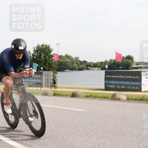15.06.2025 - 27. Vierlanden-Triathlon H.Heesch http://msf.ph/oto/7999078 15.06.2025 10:13:24 Radfahren 37, 384, 415 meine-sportfotos.de