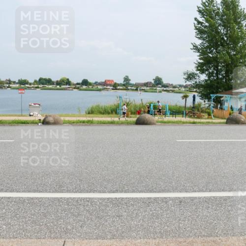 21.06.2025 - 27. Vierlanden-Triathlon H.Heesch http://msf.ph/oto/7999104 15.06.2025 12:31:44 Radfahren 785, 861, 1000, 1001, 1002, 1003 meine-sportfotos.de
