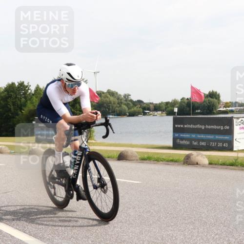 15.06.2025 - 27. Vierlanden-Triathlon H.Heesch http://msf.ph/oto/7999165 15.06.2025 10:19:38 Radfahren 8, 174 meine-sportfotos.de