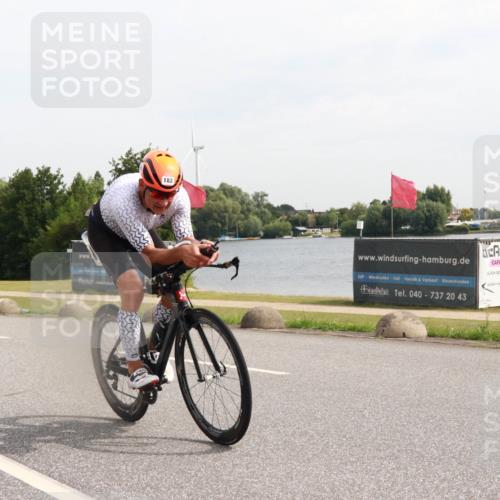 15.06.2025 - 27. Vierlanden-Triathlon H.Heesch http://msf.ph/oto/7999210 15.06.2025 10:20:38 Radfahren 71, 181, 182, 227, 513 meine-sportfotos.de