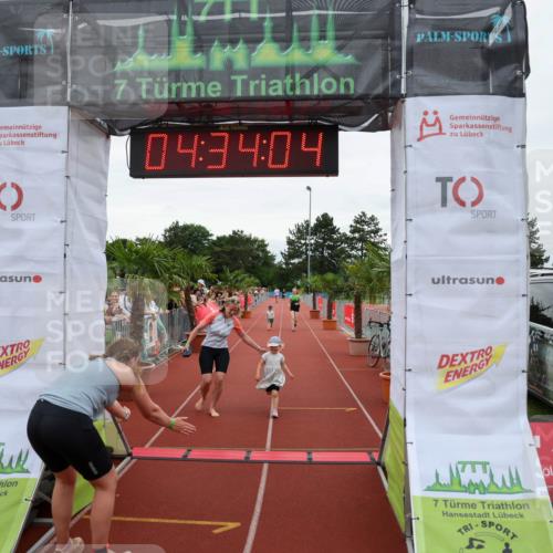 15.06.2025 - 7 Türme Triathlon Michael Strokosch http://msf.ph/oto/7999241 15.06.2025 14:34:04 Ziel 379, 598, 668 meine-sportfotos.de