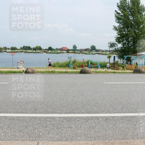 21.06.2025 - 27. Vierlanden-Triathlon H.Heesch http://msf.ph/oto/7999307 15.06.2025 12:31:46 Radfahren 861, 1000, 1001, 1002, 1003 meine-sportfotos.de