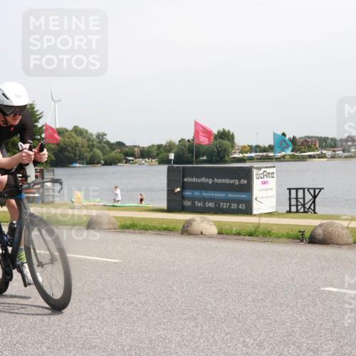 21.06.2025 - 27. Vierlanden-Triathlon H.Heesch http://msf.ph/oto/7999343 15.06.2025 11:39:16 Radfahren 220, 641, 667, 723, 746, 808 meine-sportfotos.de