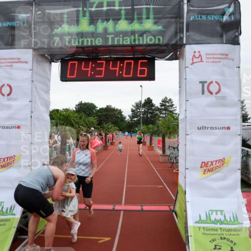 15.06.2025 - 7 Türme Triathlon Michael Strokosch http://msf.ph/oto/7999354 15.06.2025 14:34:06 Ziel 668 meine-sportfotos.de