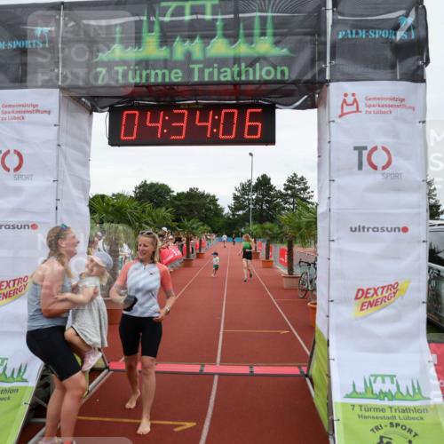 15.06.2025 - 7 Türme Triathlon Michael Strokosch http://msf.ph/oto/7999378 15.06.2025 14:34:06 Ziel 668 meine-sportfotos.de