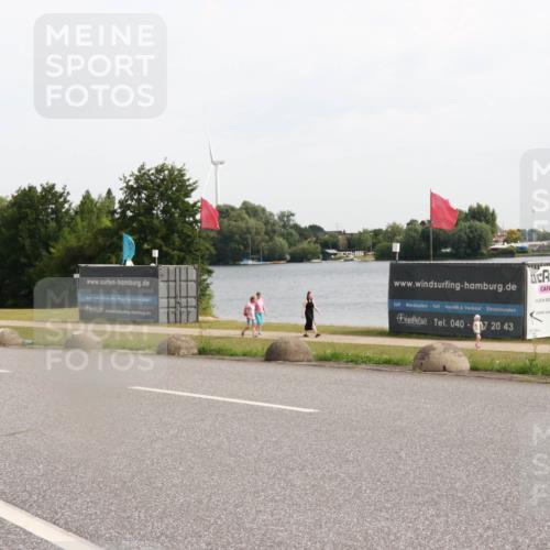 15.06.2025 - 27. Vierlanden-Triathlon H.Heesch http://msf.ph/oto/7999399 15.06.2025 10:23:16 Radfahren 80, 570, 597, 620 meine-sportfotos.de