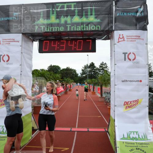 15.06.2025 - 7 Türme Triathlon Michael Strokosch http://msf.ph/oto/7999429 15.06.2025 14:34:07 Ziel 668 meine-sportfotos.de
