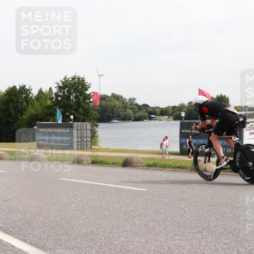 15.06.2025 - 27. Vierlanden-Triathlon H.Heesch http://msf.ph/oto/7999441 15.06.2025 10:23:20 Radfahren 80, 171, 528, 597, 620 meine-sportfotos.de