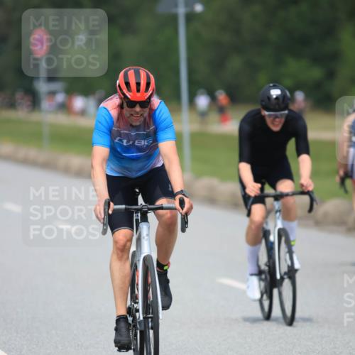 21.06.2025 - 27. Vierlanden-Triathlon H.Heesch http://msf.ph/oto/7999492 15.06.2025 12:30:56 Radfahren 791, 830, 970, 1049, 1051, 1052 meine-sportfotos.de