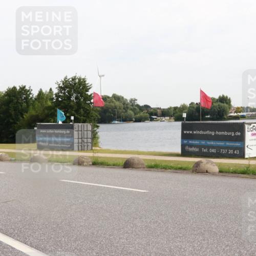 15.06.2025 - 27. Vierlanden-Triathlon H.Heesch http://msf.ph/oto/7999554 15.06.2025 10:23:33 Radfahren 226, 507 meine-sportfotos.de