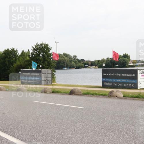 15.06.2025 - 27. Vierlanden-Triathlon H.Heesch http://msf.ph/oto/7999561 15.06.2025 10:23:33 Radfahren 226, 507 meine-sportfotos.de
