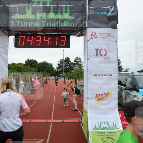 15.06.2025 - 7 Türme Triathlon Michael Strokosch http://msf.ph/oto/7999585 15.06.2025 14:34:13 Ziel 516 meine-sportfotos.de