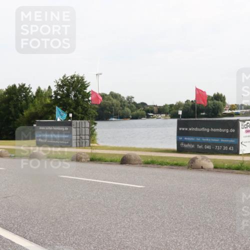 15.06.2025 - 27. Vierlanden-Triathlon H.Heesch http://msf.ph/oto/7999598 15.06.2025 10:23:37 Radfahren 226, 559 meine-sportfotos.de