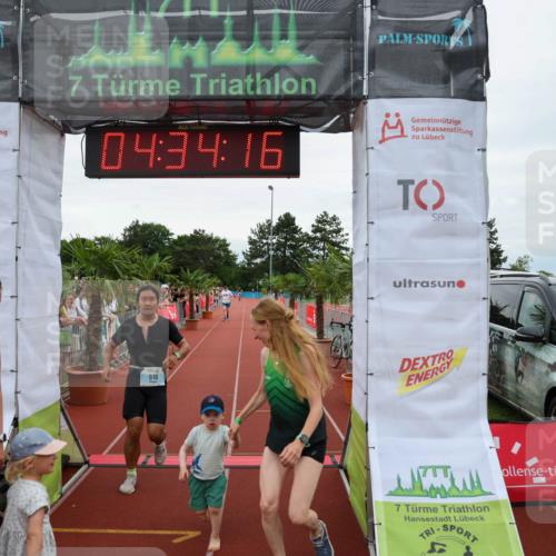 15.06.2025 - 7 Türme Triathlon Michael Strokosch http://msf.ph/oto/7999665 15.06.2025 14:34:16 Ziel 516 meine-sportfotos.de