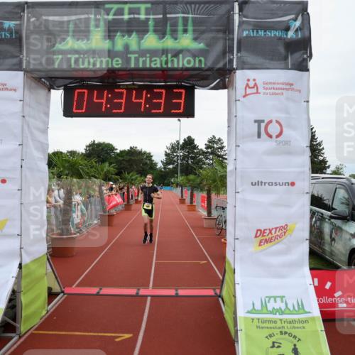 15.06.2025 - 7 Türme Triathlon Michael Strokosch http://msf.ph/oto/7999729 15.06.2025 14:34:32 Ziel 1008, 1158 meine-sportfotos.de