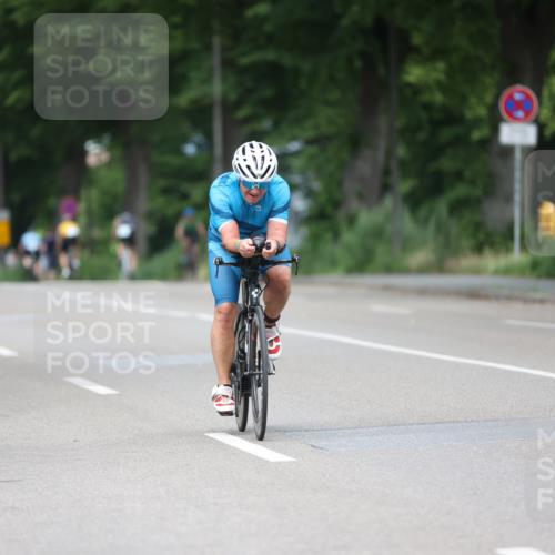 15.06.2025 - 7 Türme Triathlon Yannick Fuchs http://msf.ph/oto/7999822 15.06.2025 12:23:16 Radfahren 470, 570, 637 meine-sportfotos.de